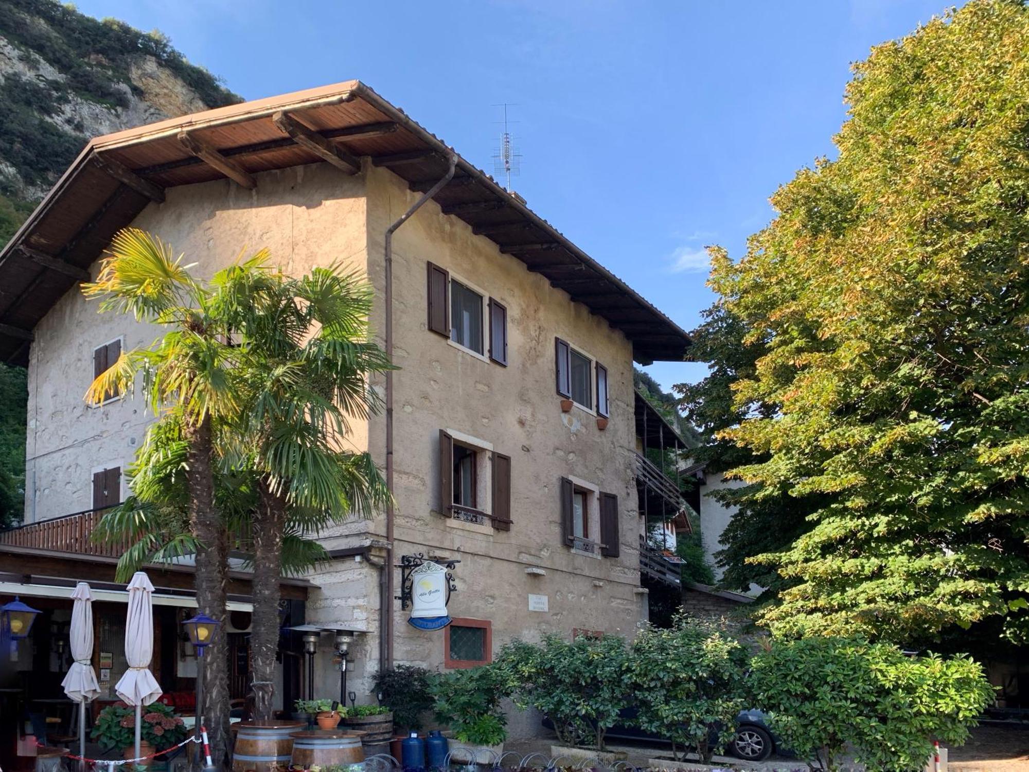 G-House Modernes Apartment Mit Tollem Ausblick Ρίβα ντελ Γκάρντα Εξωτερικό φωτογραφία